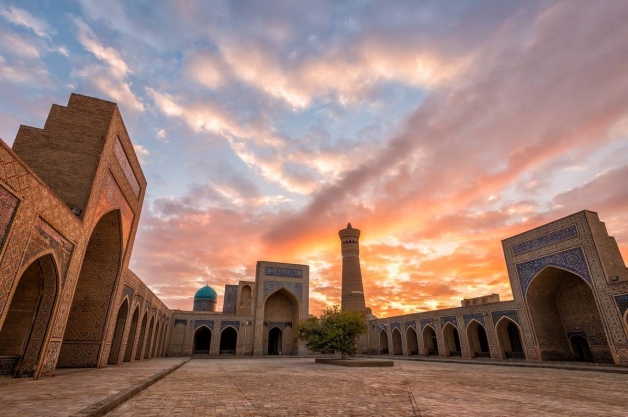 From Khiva to Bukhara: Private Transfer via 3 Fortresses - slide 5
